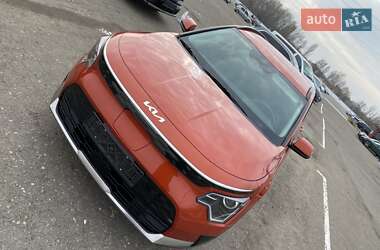 Внедорожник / Кроссовер Kia Niro 2023 в 