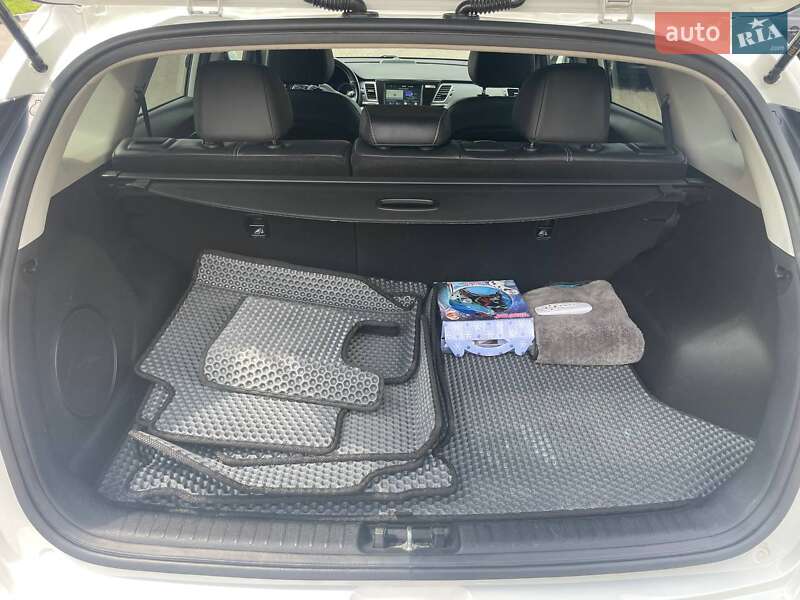 Позашляховик / Кросовер Kia Niro 2019 в Рівному