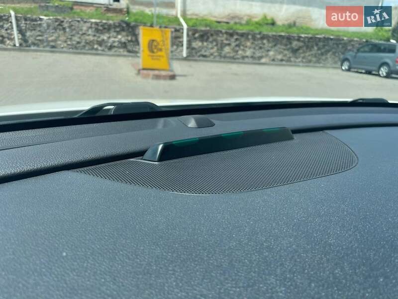 Позашляховик / Кросовер Kia Niro 2019 в Рівному