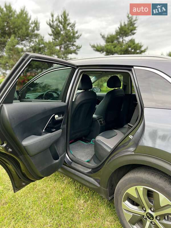 Внедорожник / Кроссовер Kia Niro 2019 в Ровно