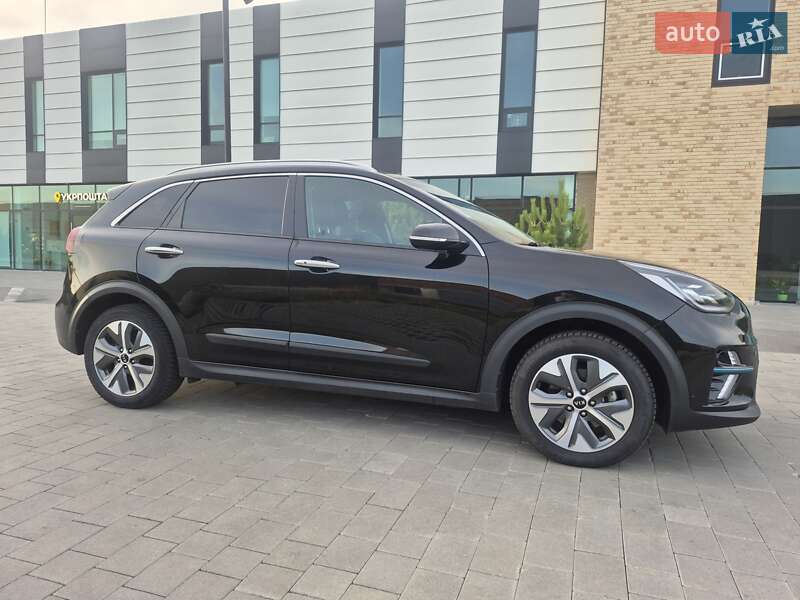 Позашляховик / Кросовер Kia Niro 2019 в Хмельницькому