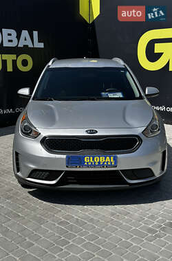 Внедорожник / Кроссовер Kia Niro 2017 в Львове