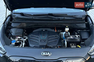 Позашляховик / Кросовер Kia Niro 2019 в 