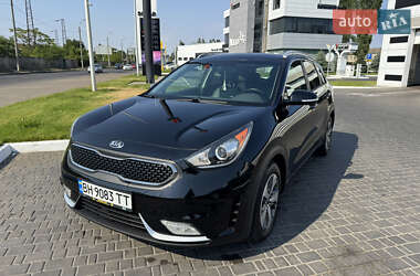 Внедорожник / Кроссовер Kia Niro 2016 в Одессе