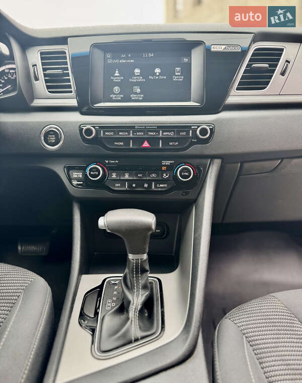 Внедорожник / Кроссовер Kia Niro 2018 в Киеве