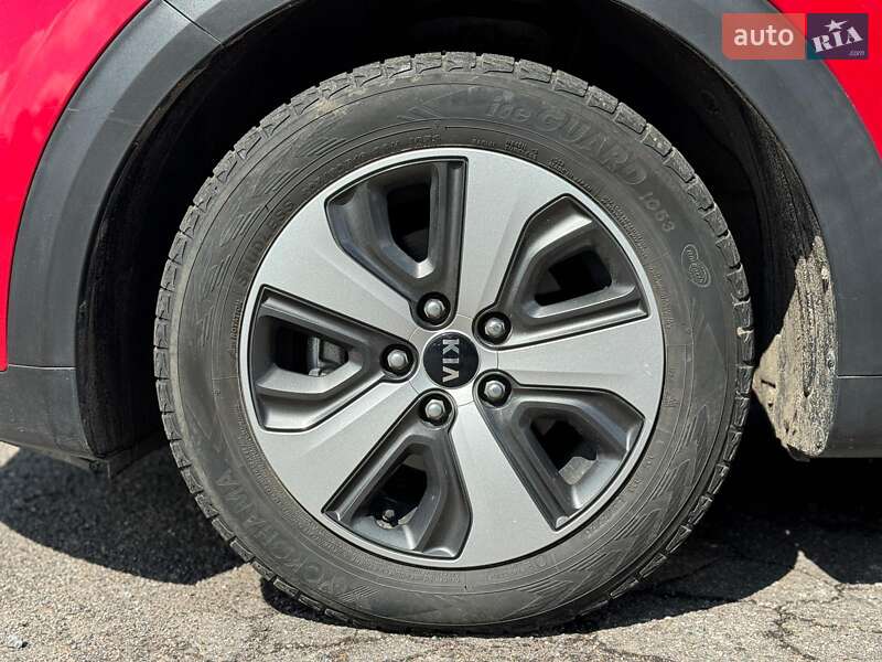 Внедорожник / Кроссовер Kia Niro 2017 в Виннице