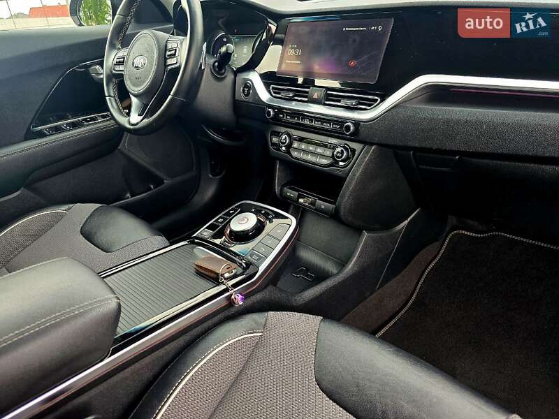 Внедорожник / Кроссовер Kia Niro 2020 в Самборе