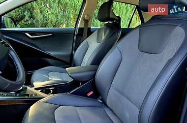 Внедорожник / Кроссовер Kia Niro 2024 в 
