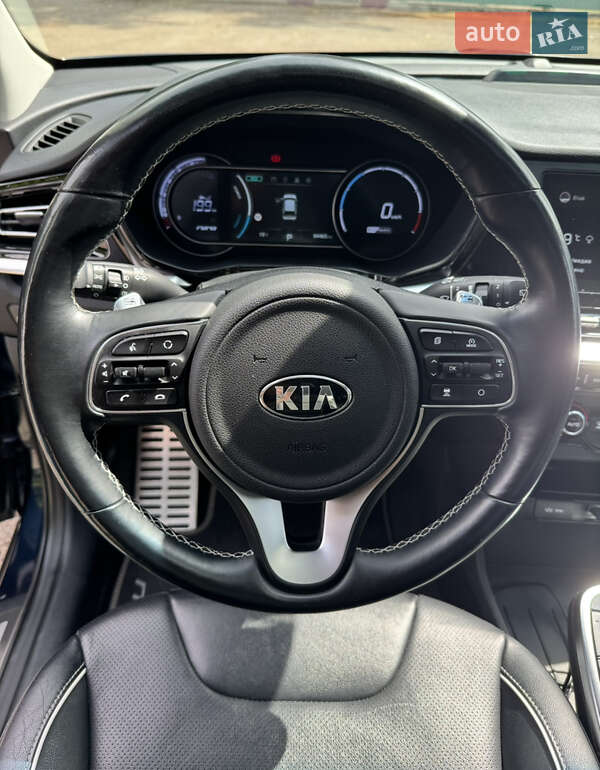 Внедорожник / Кроссовер Kia Niro 2020 в Черновцах