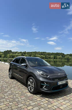 Позашляховик / Кросовер Kia Niro 2019 в Івано-Франківську