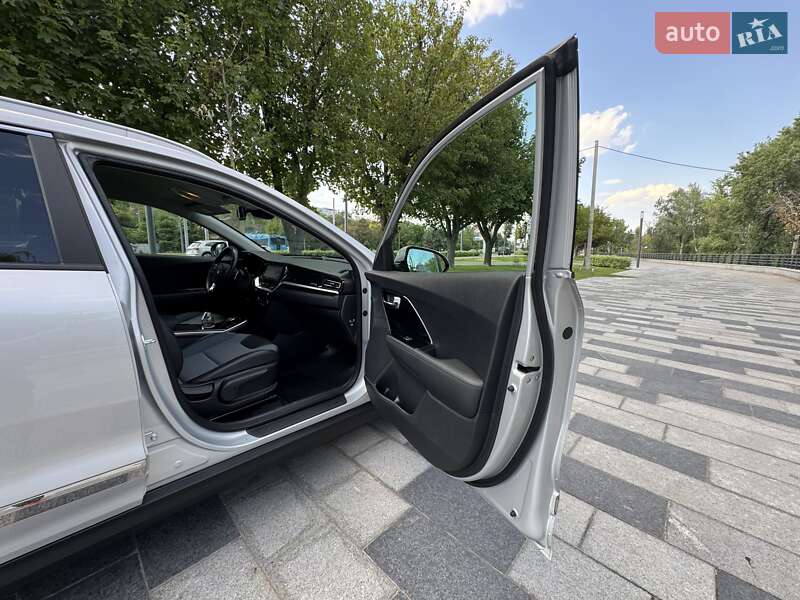 Внедорожник / Кроссовер Kia Niro 2021 в Днепре