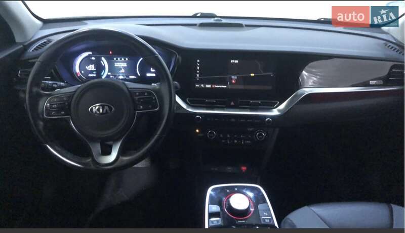 Внедорожник / Кроссовер Kia Niro 2021 в Днепре