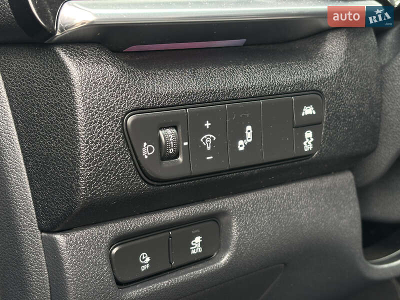 Позашляховик / Кросовер Kia Niro 2021 в Львові фото 13 Позашляховик / Кросовер Kia Niro 2021 в Львові