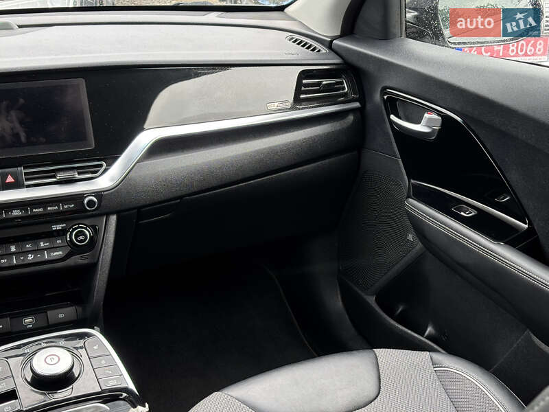 Позашляховик / Кросовер Kia Niro 2021 в Львові фото 30 Позашляховик / Кросовер Kia Niro 2021 в Львові