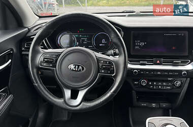 Внедорожник / Кроссовер Kia Niro 2020 в 