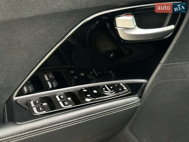 Позашляховик / Кросовер Kia Niro 2021 в Дрогобичі
