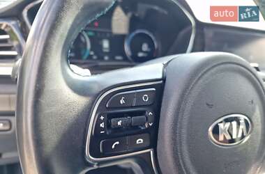Внедорожник / Кроссовер Kia Niro 2021 в 