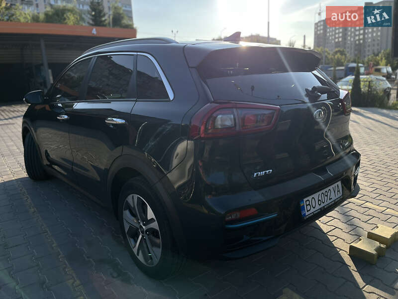 Внедорожник / Кроссовер Kia Niro 2019 в Тернополе