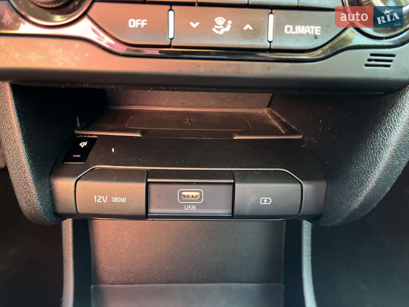 Внедорожник / Кроссовер Kia Niro 2019 в Тернополе