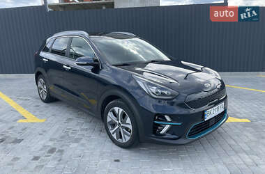 Позашляховик / Кросовер Kia Niro 2019 в 