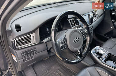Позашляховик / Кросовер Kia Niro 2019 в 