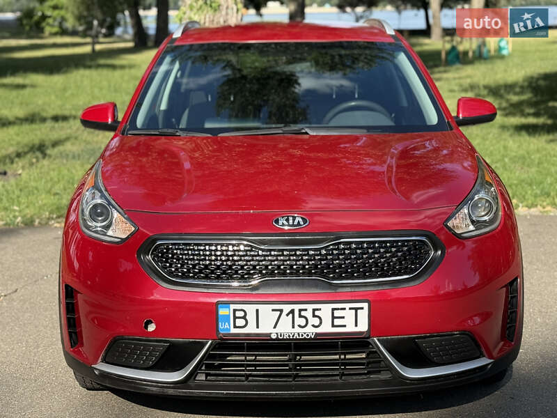 Внедорожник / Кроссовер Kia Niro 2017 в Киеве