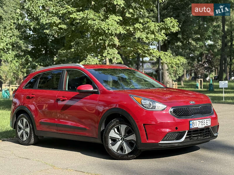Внедорожник / Кроссовер Kia Niro 2017 в Киеве