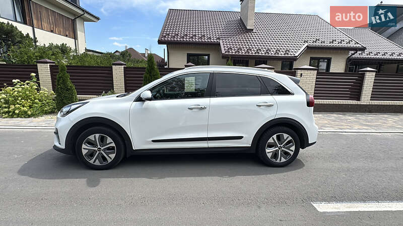 Внедорожник / Кроссовер Kia Niro 2018 в Полтаве фото Внедорожник / Кроссовер Kia Niro 2018 в Полтаве