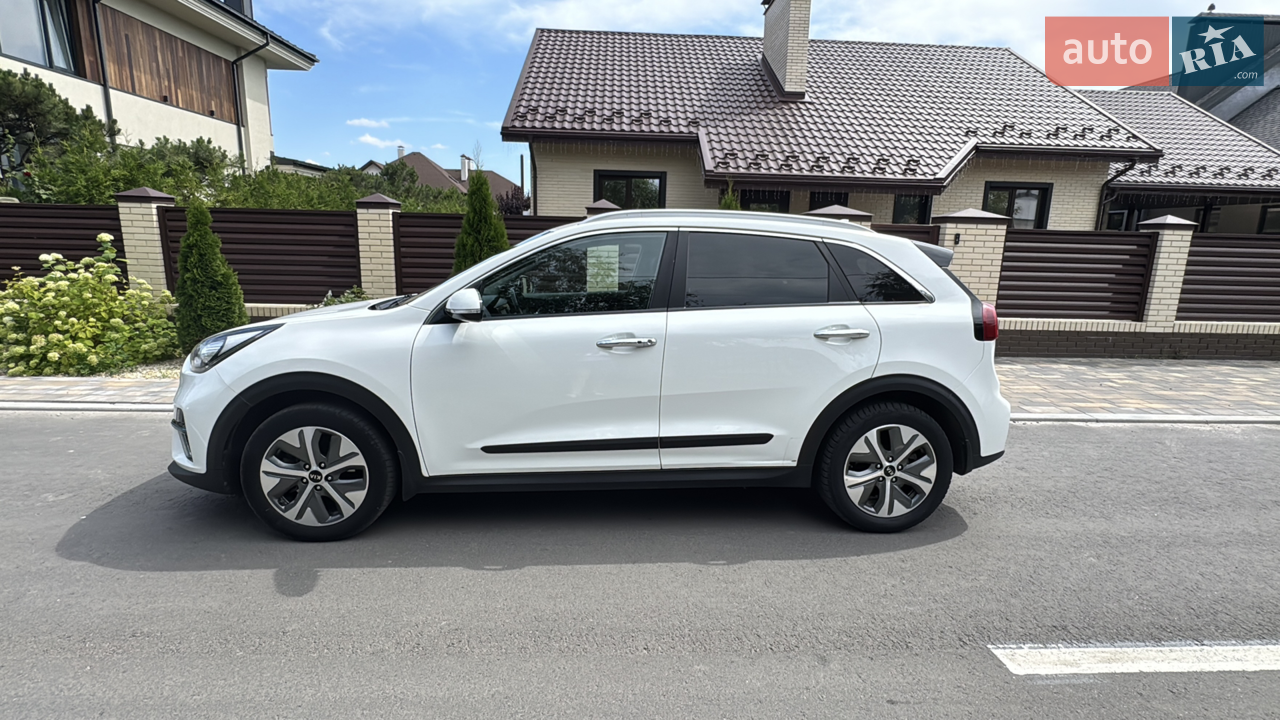 2017 Kia Niro - мініатюра 19