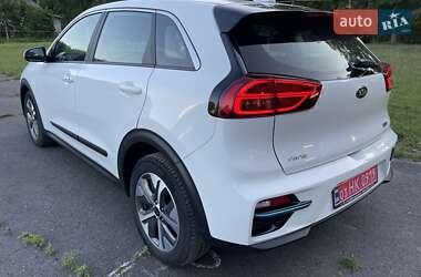 Внедорожник / Кроссовер Kia Niro 2021 в 
