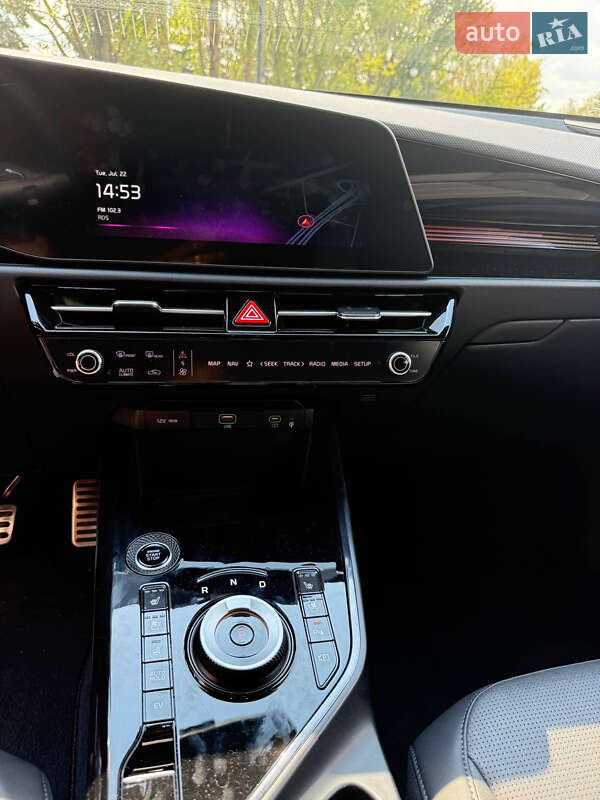 Внедорожник / Кроссовер Kia Niro 2024 в Кривом Роге