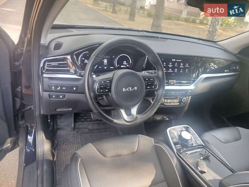 Позашляховик / Кросовер Kia Niro 2021 в Шполі