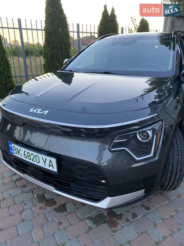 Внедорожник / Кроссовер Kia Niro 2022 в Сарнах