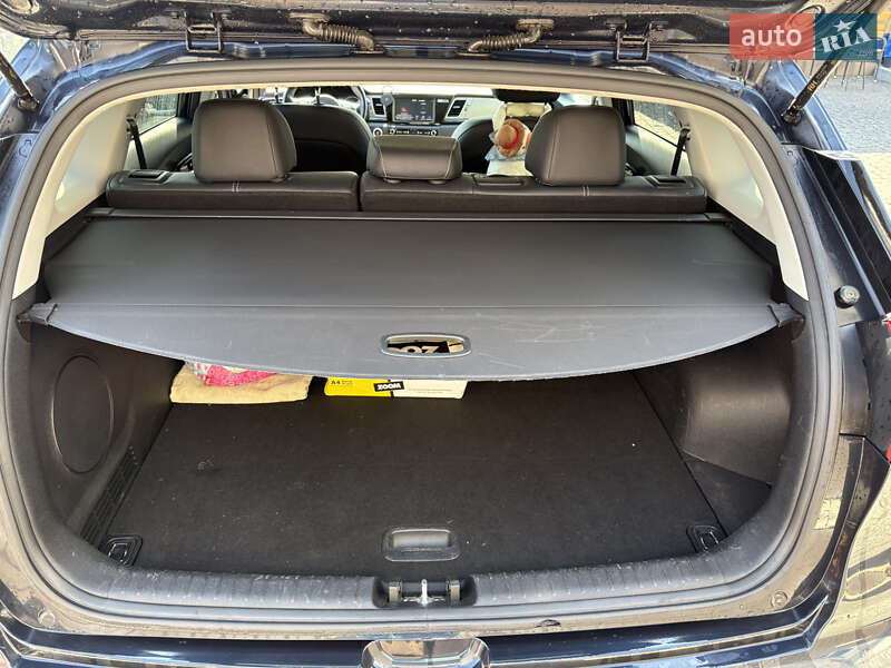 Внедорожник / Кроссовер Kia Niro 2019 в Киеве фото 9 Внедорожник / Кроссовер Kia Niro 2019 в Киеве