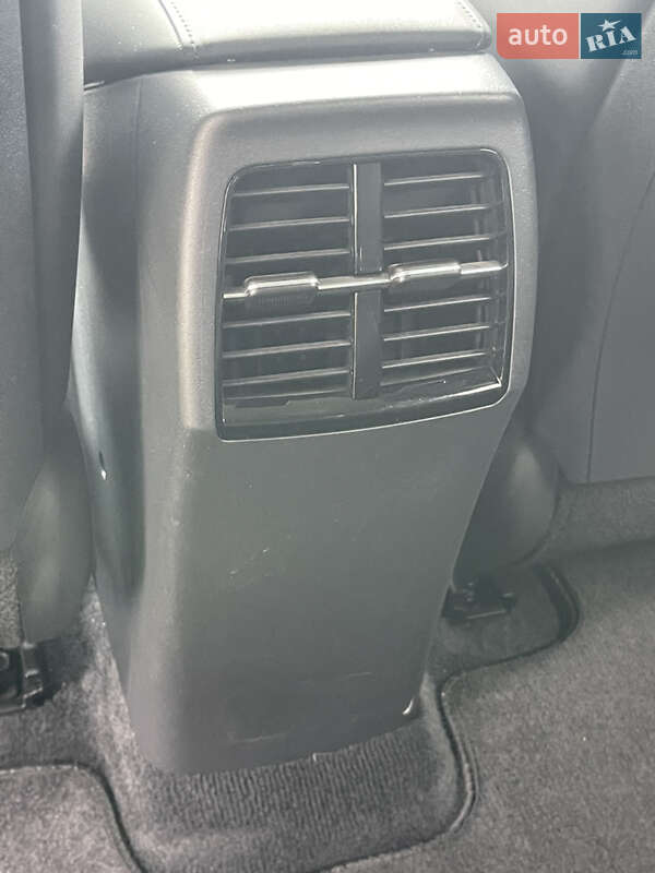 Позашляховик / Кросовер Kia Niro 2023 в Переяславі