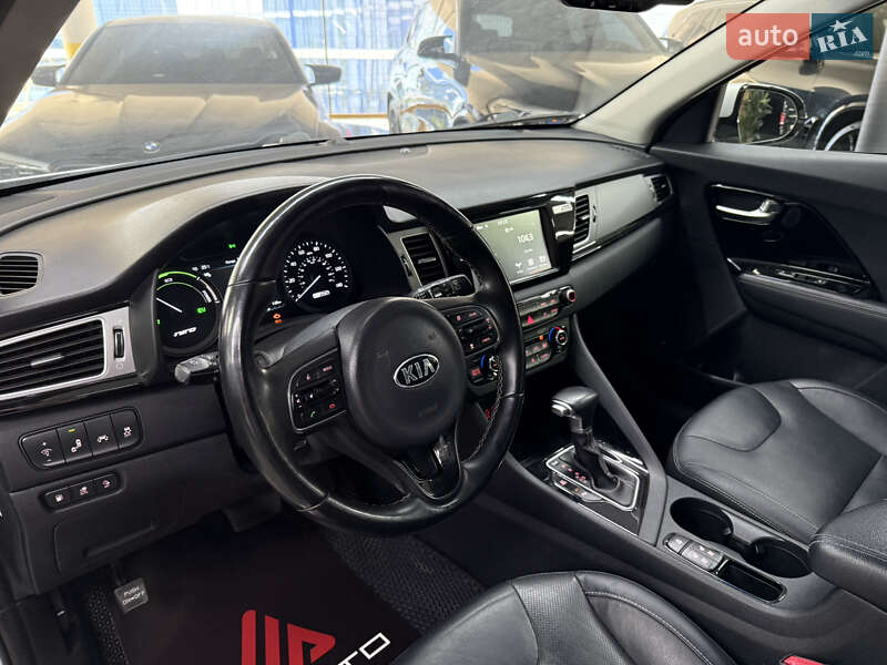 Позашляховик / Кросовер Kia Niro 2017 в Одесі фото 20 Позашляховик / Кросовер Kia Niro 2017 в Одесі