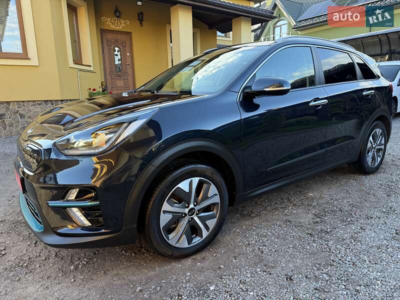 Позашляховик / Кросовер Kia Niro 2020 в Львові