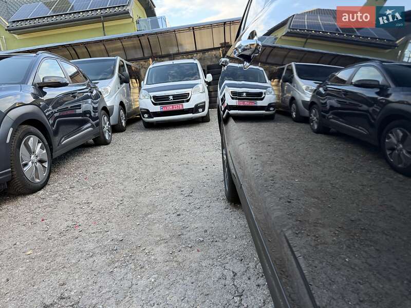 Позашляховик / Кросовер Kia Niro 2020 в Львові