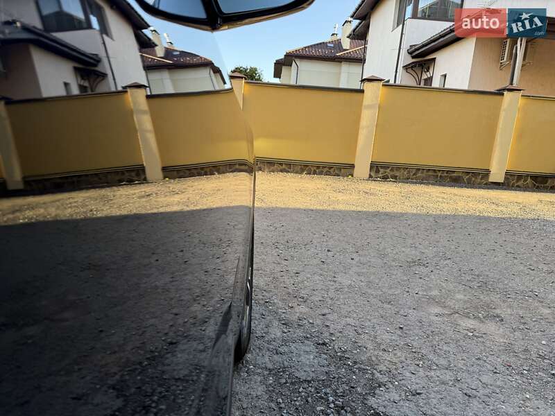 Позашляховик / Кросовер Kia Niro 2020 в Львові