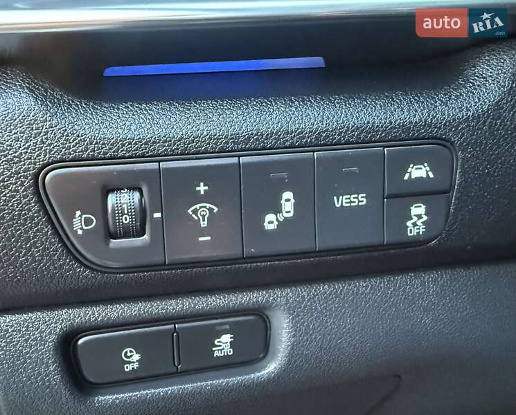 Позашляховик / Кросовер Kia Niro 2020 в Львові