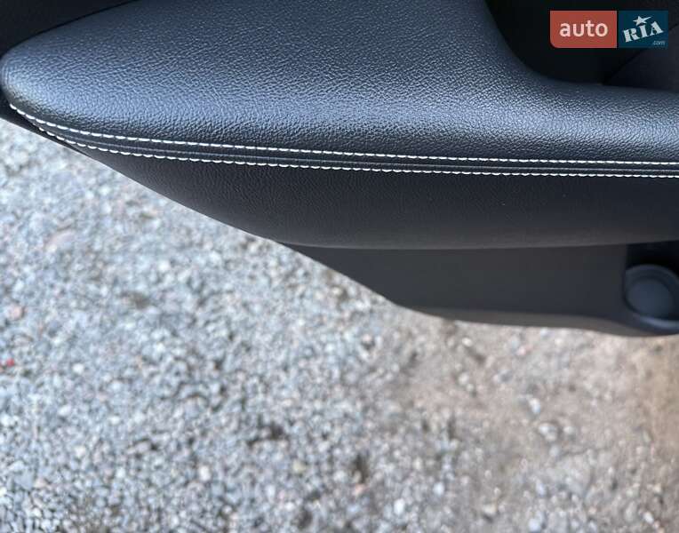 Позашляховик / Кросовер Kia Niro 2020 в Львові