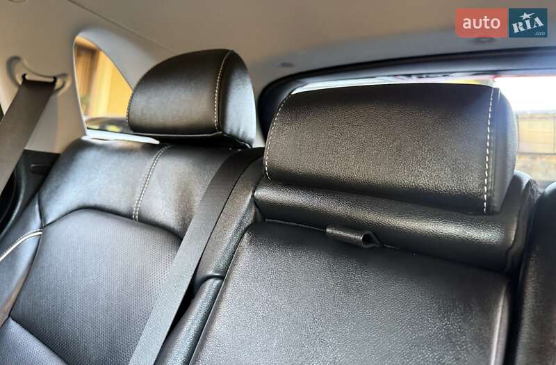 Позашляховик / Кросовер Kia Niro 2020 в Львові