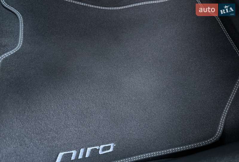 Позашляховик / Кросовер Kia Niro 2020 в Львові