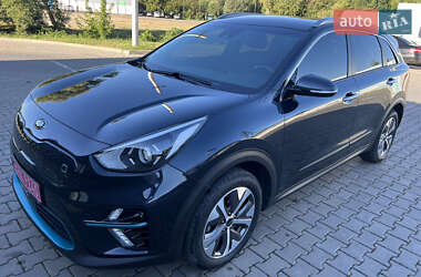 Позашляховик / Кросовер Kia Niro 2020 в Чернівцях