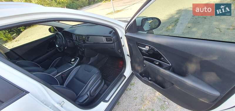 Внедорожник / Кроссовер Kia Niro 2019 в Днепре