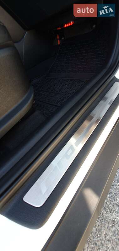 Внедорожник / Кроссовер Kia Niro 2019 в Днепре