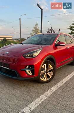 Позашляховик / Кросовер Kia Niro 2020 в Львові