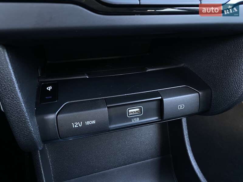 Внедорожник / Кроссовер Kia Niro 2022 в Львове