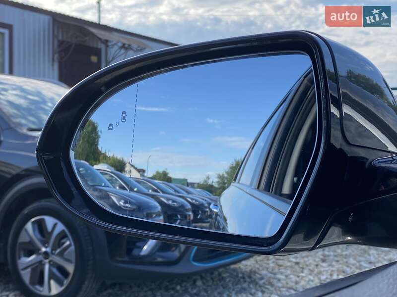 Внедорожник / Кроссовер Kia Niro 2022 в Львове