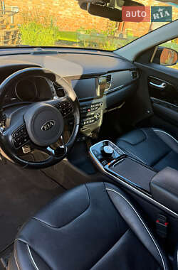 Внедорожник / Кроссовер Kia Niro 2019 в 